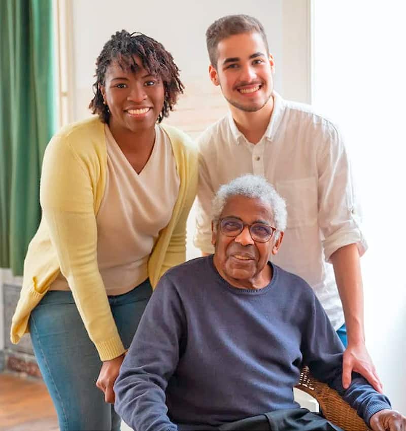 cuidadores-de-idosos-com-alzheimer